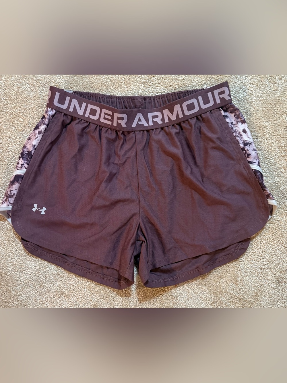 Under Armor Burgundy Running Shorts Size Small